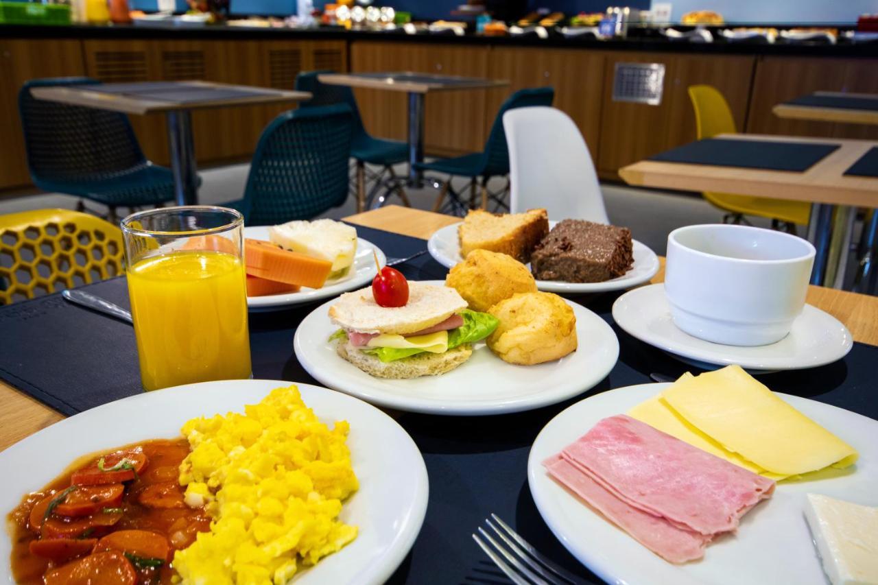Hotel Dan Inn Sao Carlos By Nacional Inn エクステリア 写真